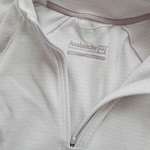 avalanche pale purple pullover